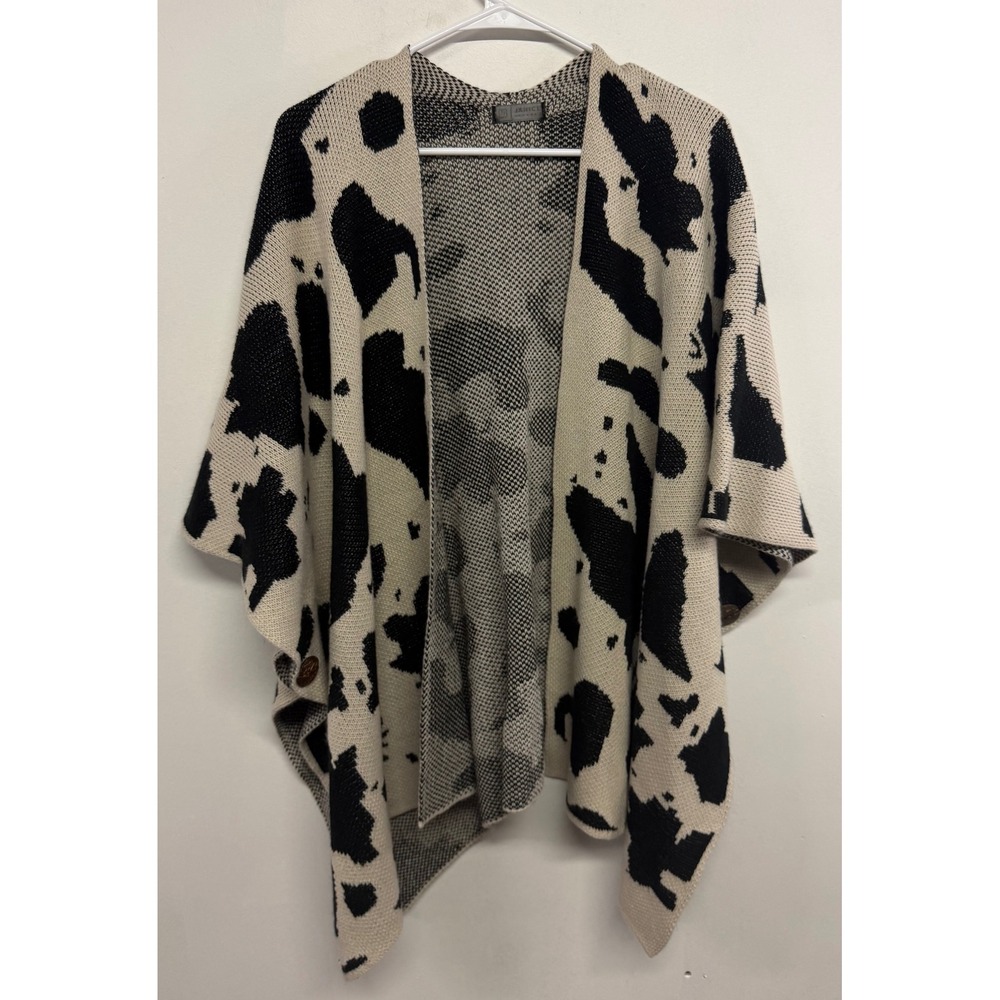 Cow‎ Print Knit Poncho Sweater Black Cream Open Front Western Wrap One Size